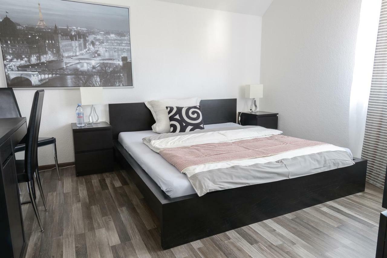 פאדרבורן Business Wohnung ++ Hochwertige Ausstattung מראה חיצוני תמונה
